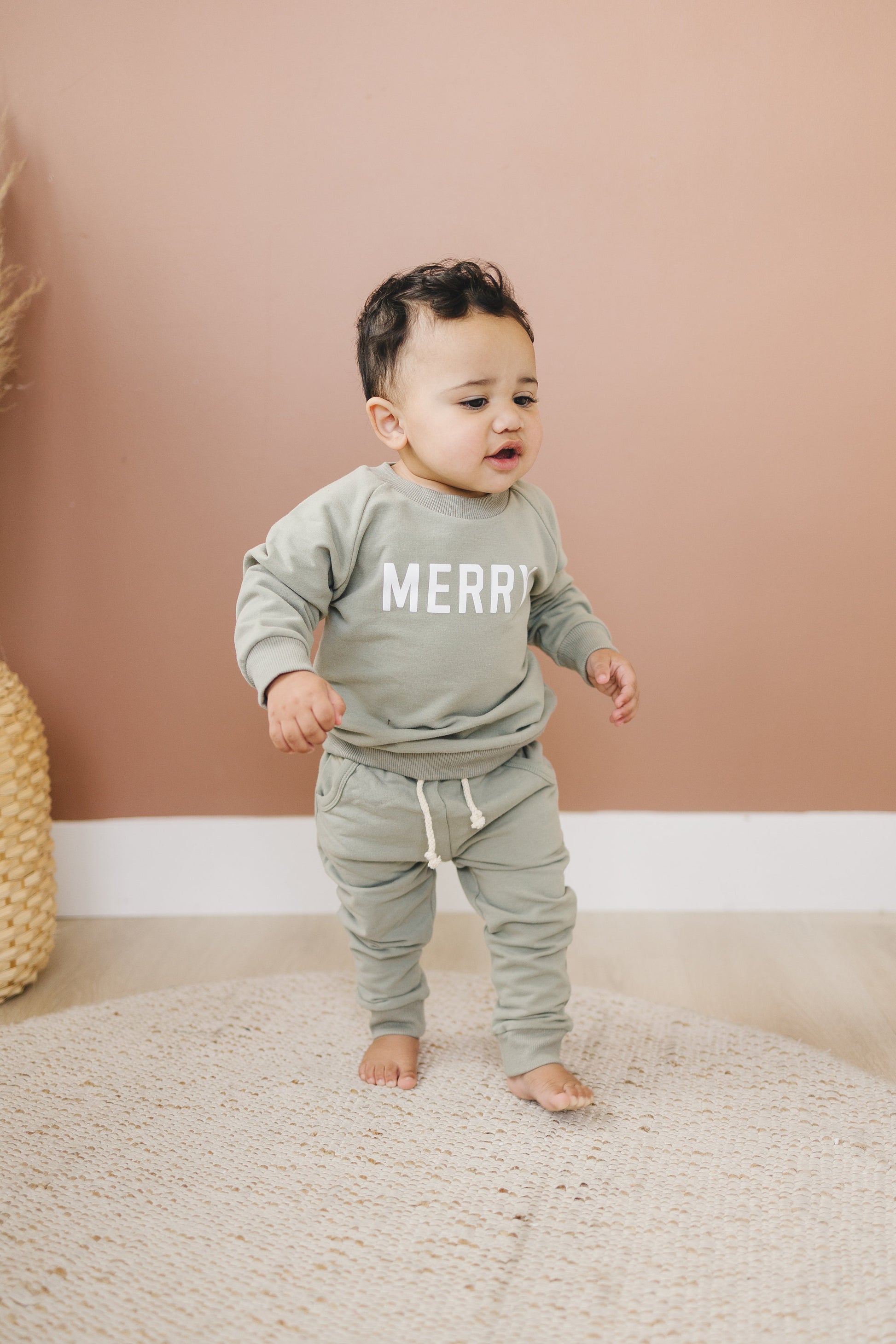 MERRY Graphic Organic Cotton 2pc Jogger Set - Baby Sweatsuit - Crewneck Sweatshirt & Pants - Christmas Baby Outfit Winter - Girl Boy Outfit