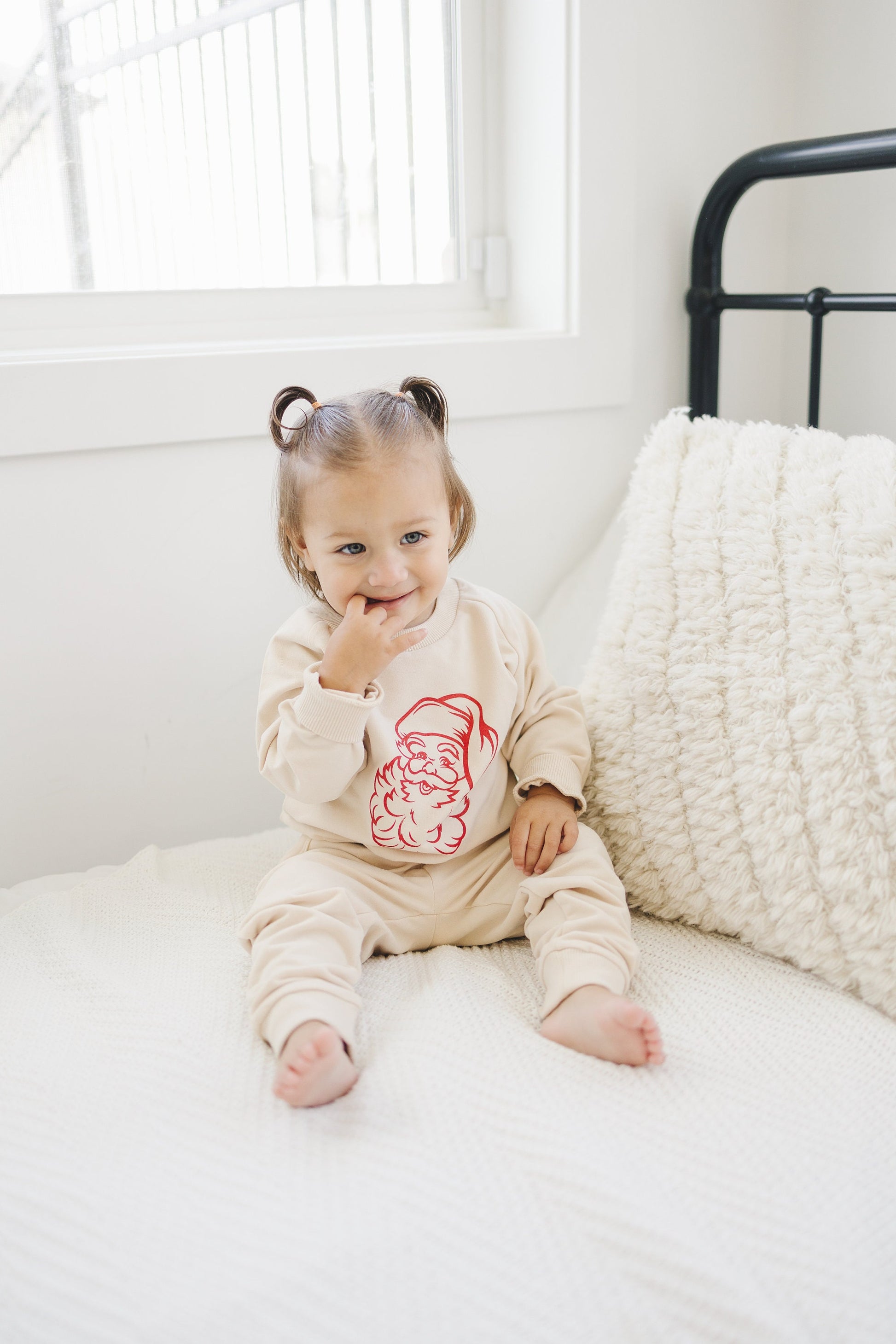 Vintage Santa Graphic Organic Cotton 2pc Jogger Set - Baby Sweatsuit - Crewneck Sweatshirt & Pants - Christmas Baby Outfit Winter - Outfit