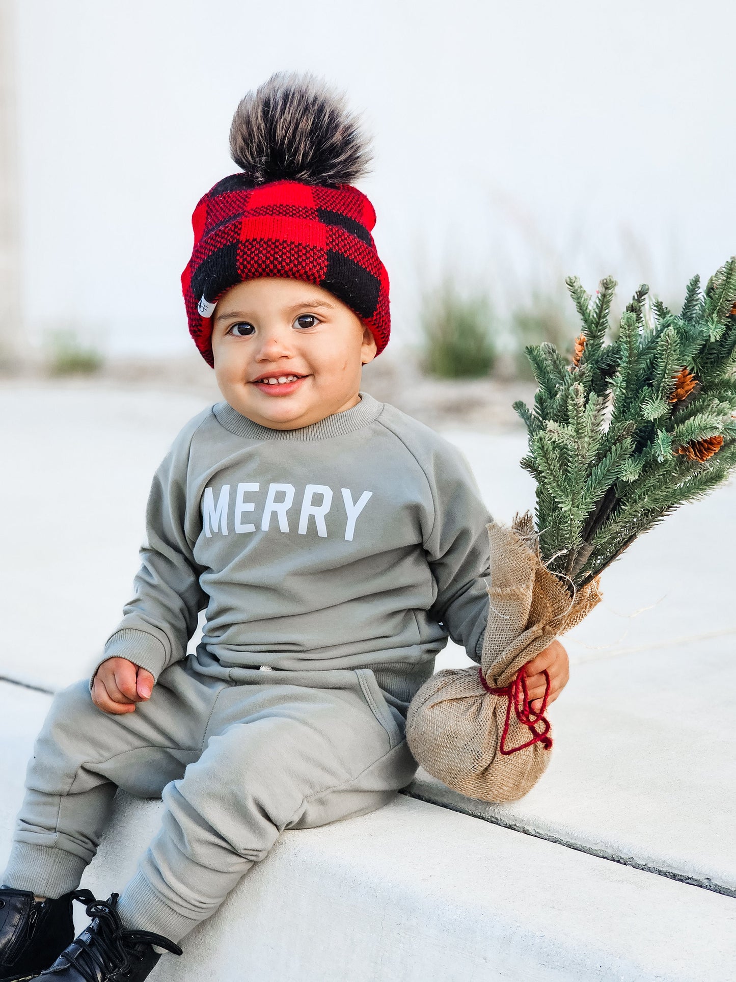 MERRY Graphic Organic Cotton Crewneck Sweatshirt - Baby Sweatshirt - Toddler Crewneck Sweatshirt - Christmas Baby Winter - Girl Boy Crew