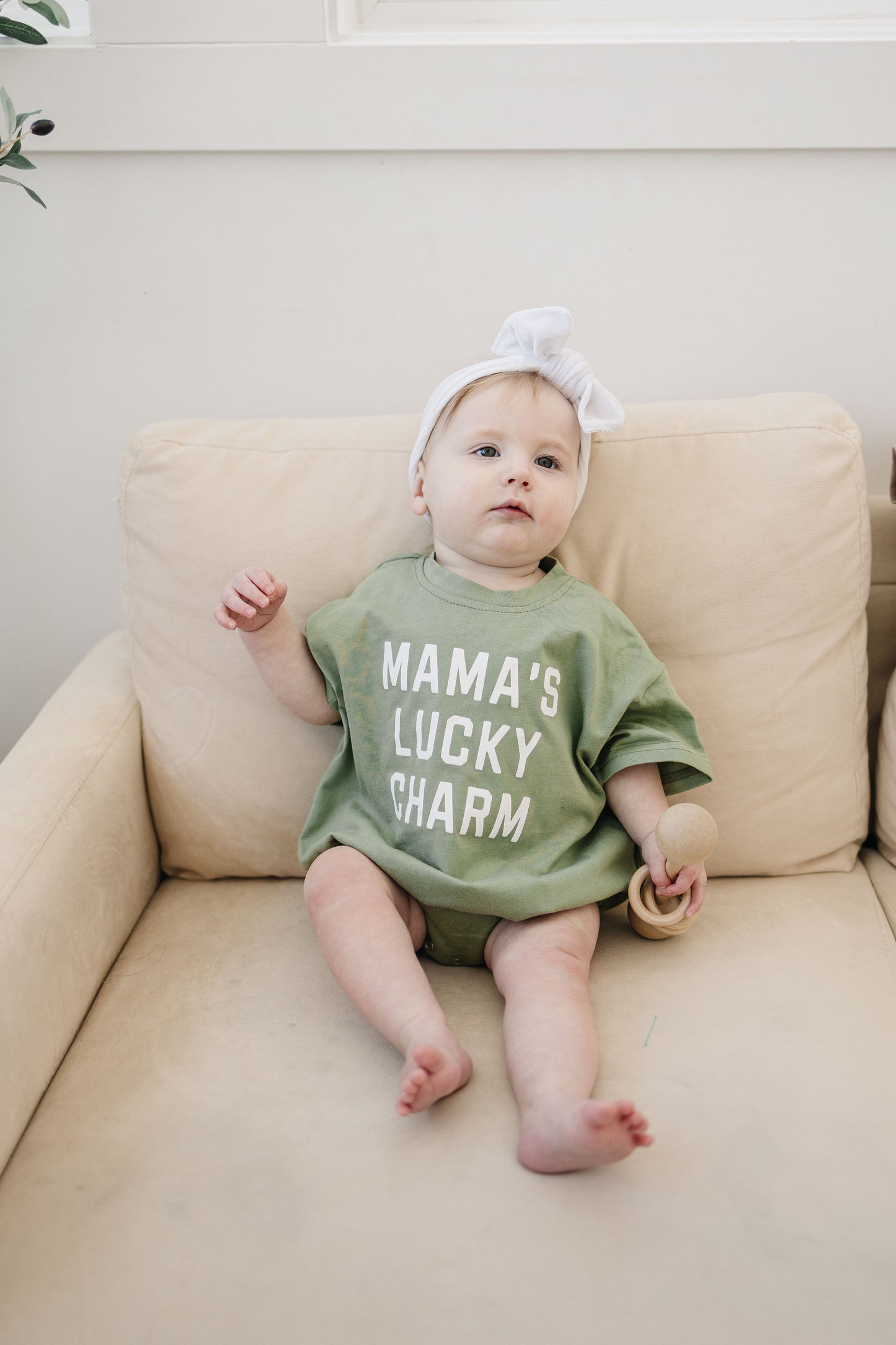 MAMA'S LUCKY CHARM Oversized T-Shirt Romper - Baby Girl or Boy Bubble Romper - St. Patrick's Day Outfit - Lucky - St. Patty's Day St Paddys